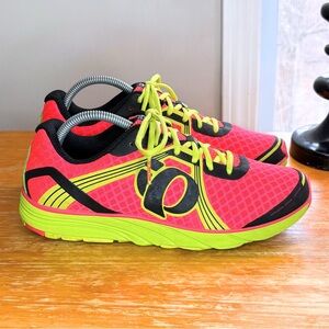 Pearl Izumi Women’s EMotion H3 Road Running Shoe
